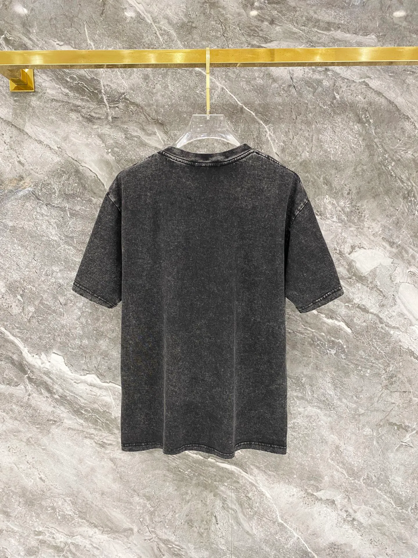 T ， LOGO ， ，250 ， ， ， Quality Original ， ， ， Premium 。 ！ :Black ， ，Blue Sizes: S-XXL :250